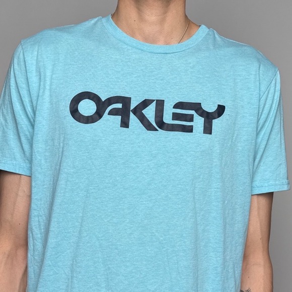 Oakley Mens Regular Fit Graphic Logo T-Shirt Light Blue Heather Short Sleeve L - Picture 5 of 9